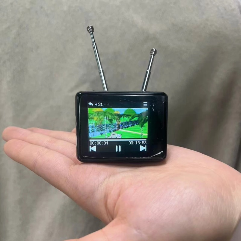 Retro Gaming Tv - ทีวีจอสัมผัสสีขนาดเล็กสไตล์เรโทร รุ่นจำลองพร้อมวิดีโอคอนเทนต์แบบกำหนดเอง สำหรับตกแต่งบ้าน ห้องครัว ตุ๊กตาบ้าน