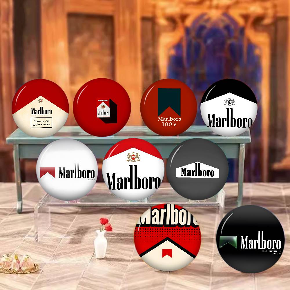 Retro Gaming Meme - เข็มกลัดสไตล์เรโทร M-MarlboroS-S ใหม่ ปุ่มกลัดนุ่ม ลายตลกขบขัน Gnarpy
